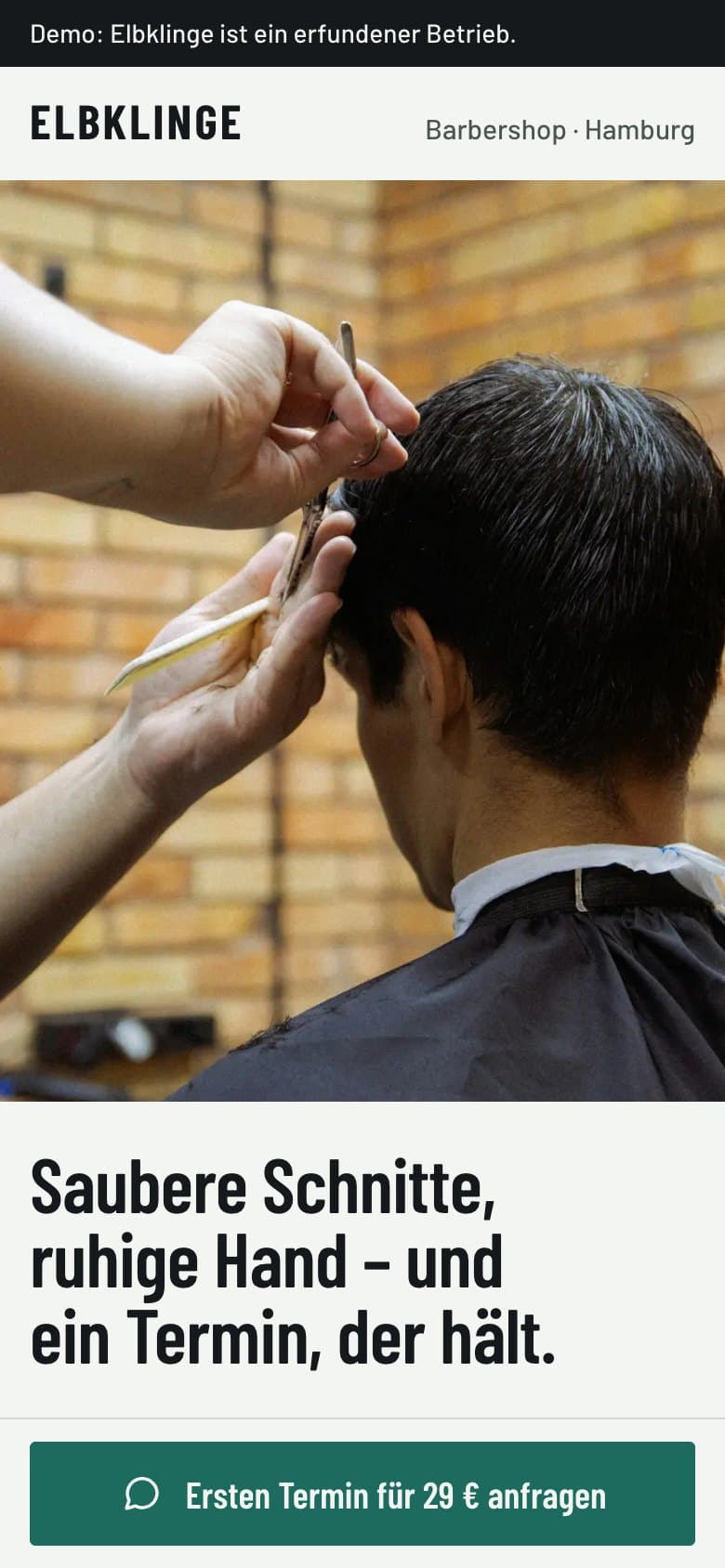 Startseite der Demo Elbklinge, eines erfundenen Barbershops, auf einem Handy